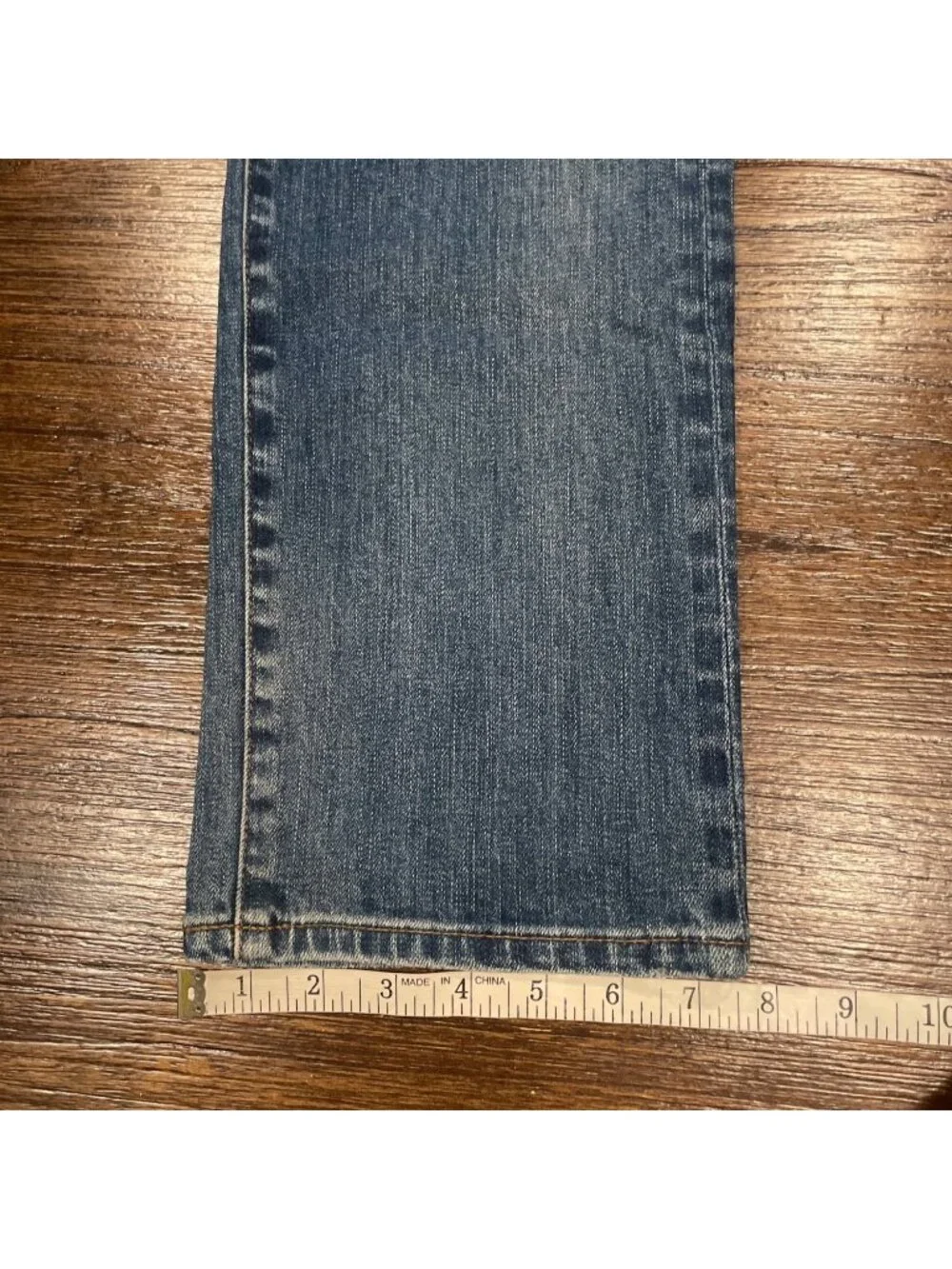 AG Matchbox Slim Straight Jean 32x33.5 21 Yrs Seize Distressed Faded AG-ED Denim